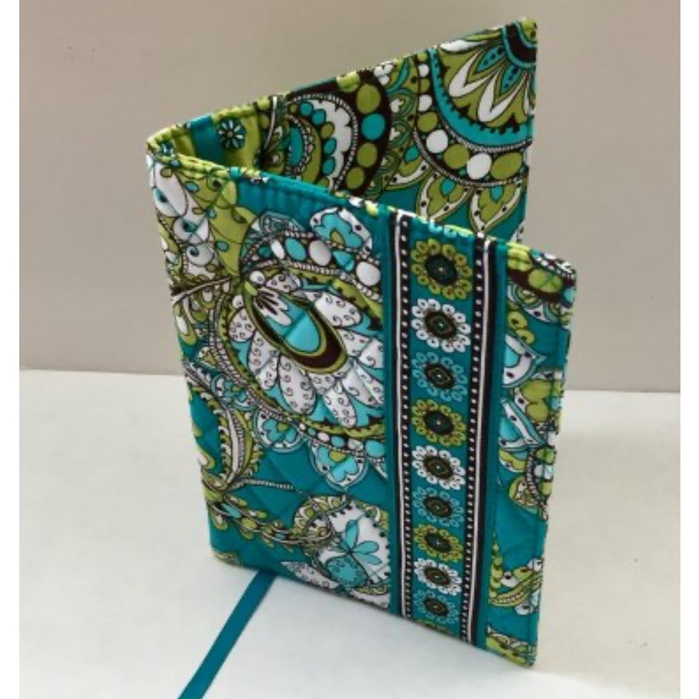 Vera Bradley Peacock Paperback Book Cover NWT